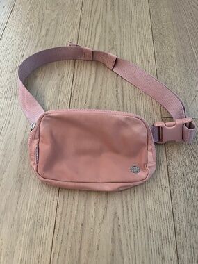 Lululemon dusty rose belt bag